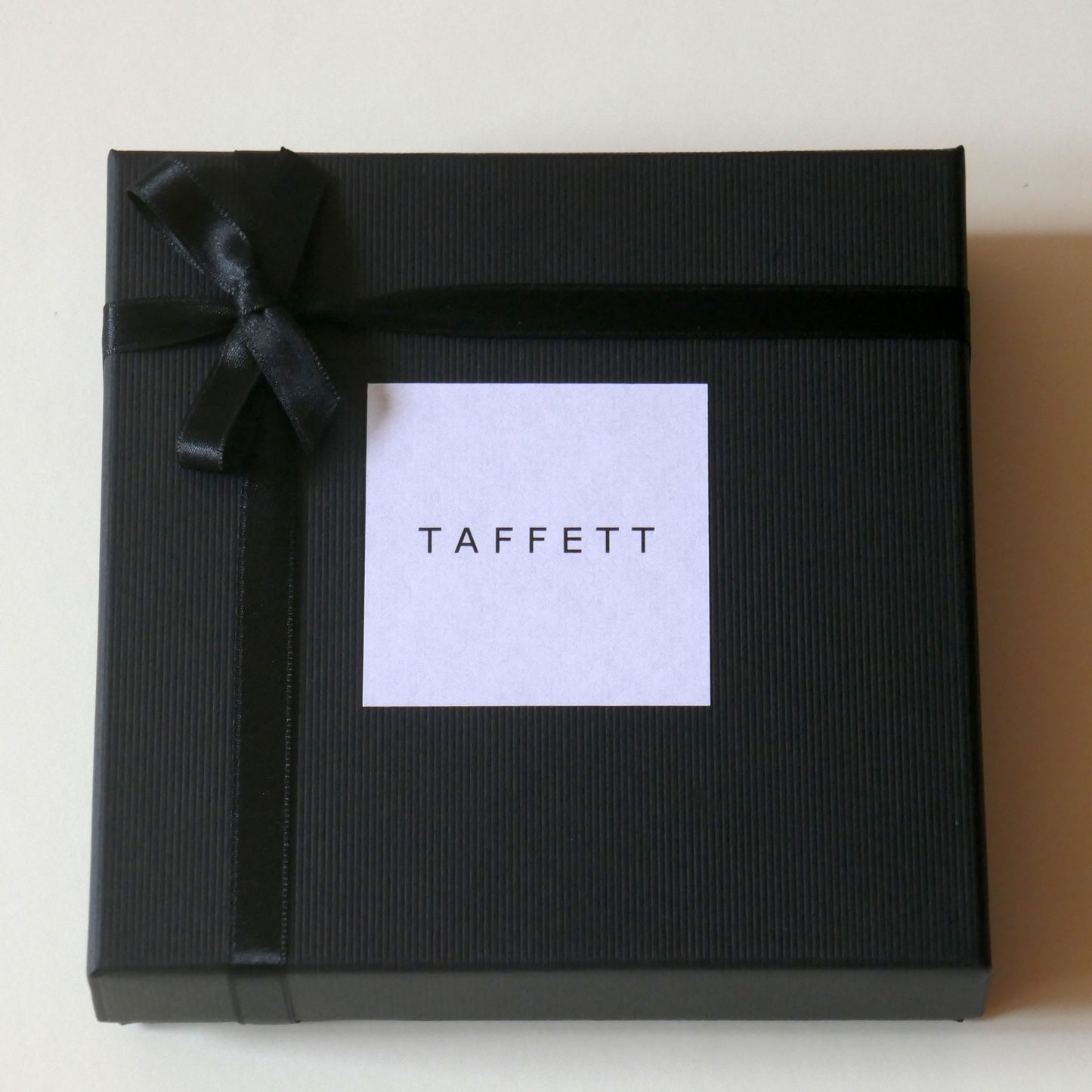 Fular de seda natural. Ref.014